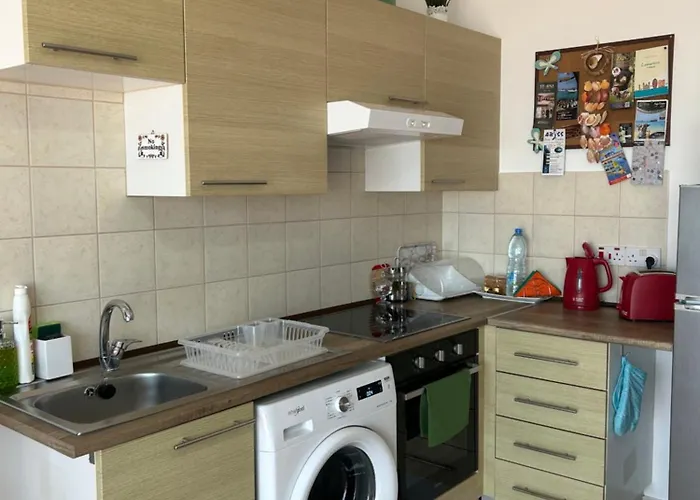 2 Pmp Adamia The Sea View Apartman